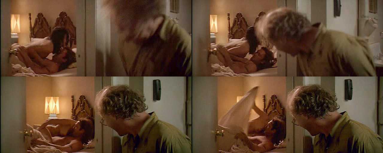 Jennifer Tilly nude in The Getaway 1994 